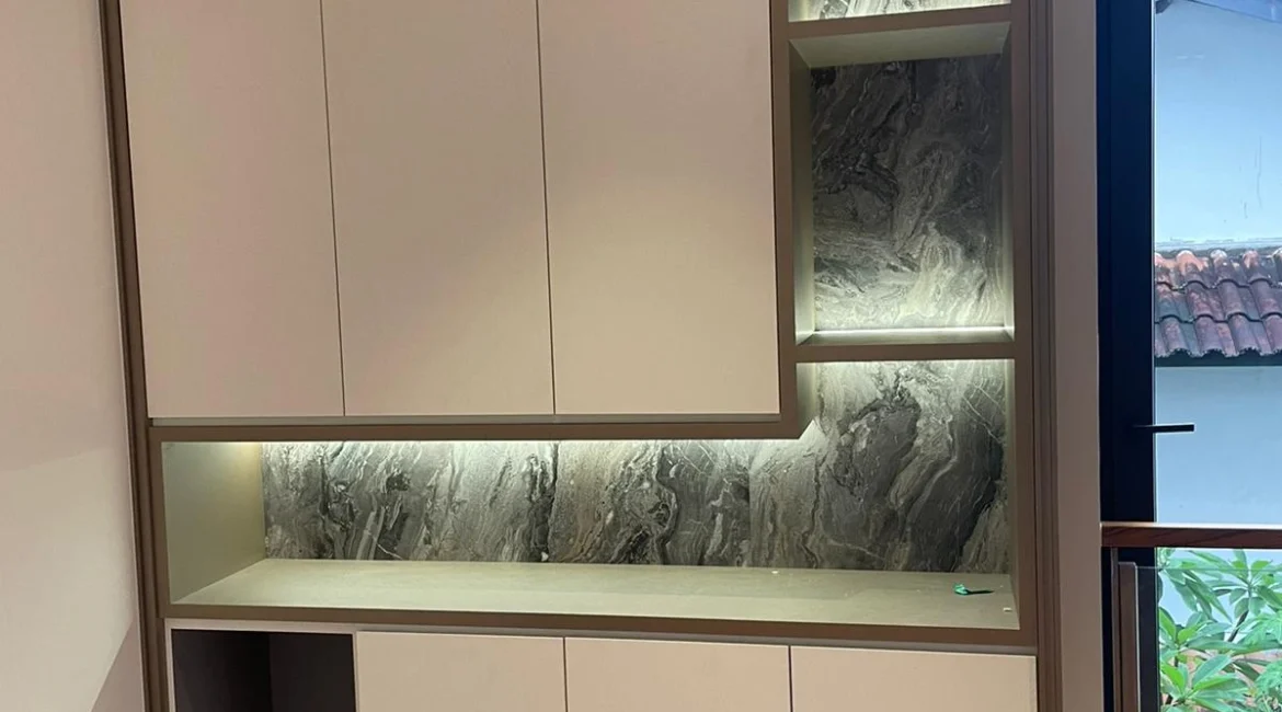 display_cabinet_storage_005_image display_cabinet_storage_005_image